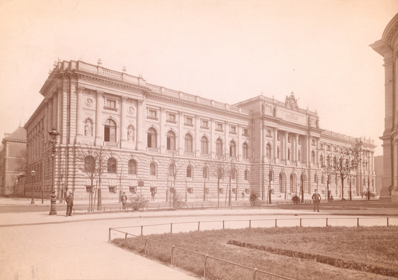 Abb. 8 – Das Gebäude im Stadtbild