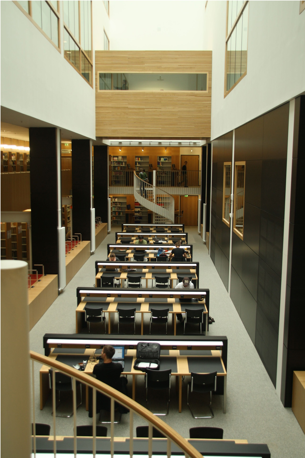 Lesebereich Campus-Bibliothek