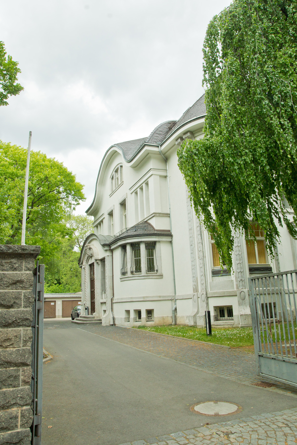 Eingang Deutsches Literaturinstitut